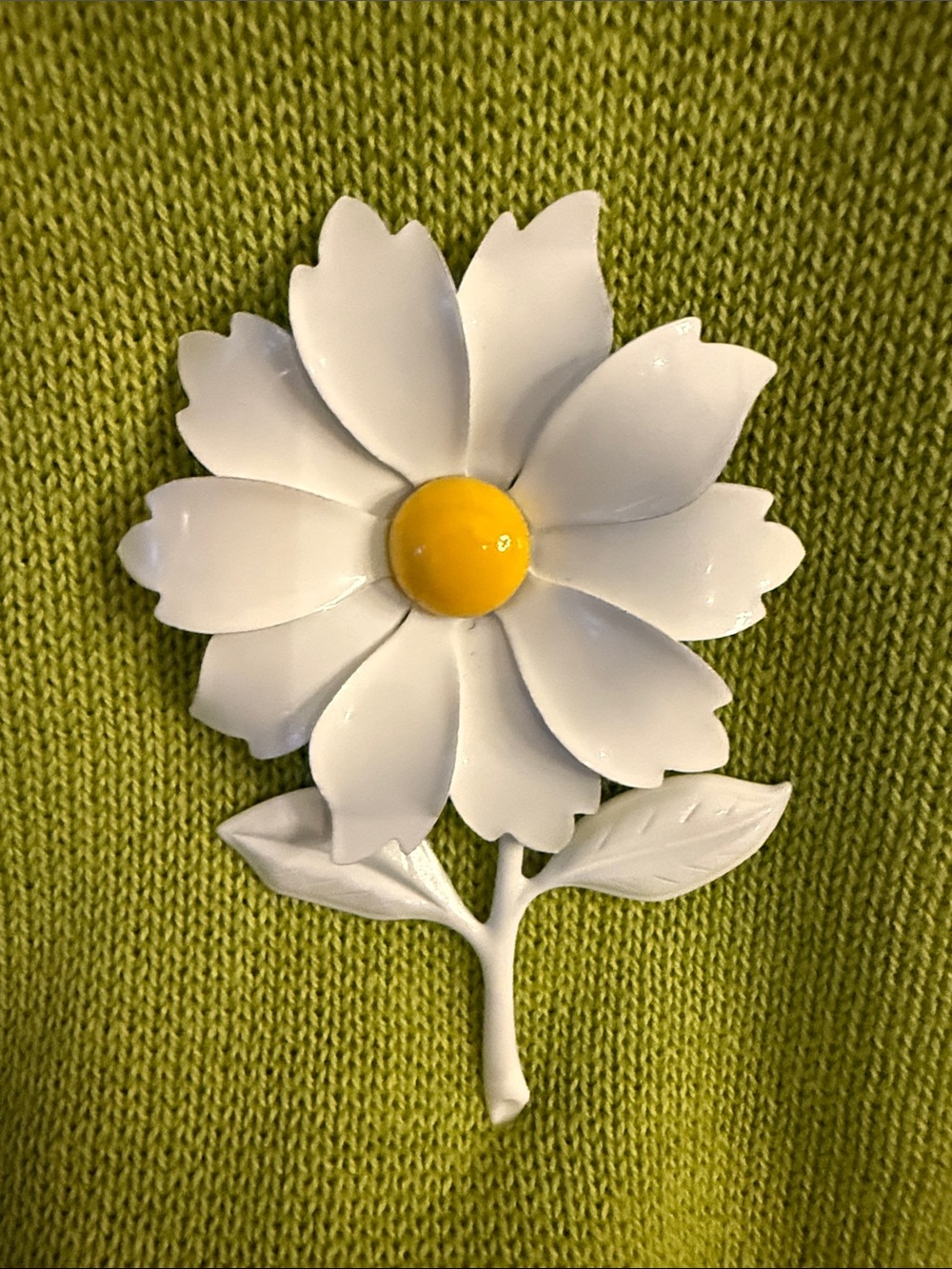 White Daisy Flower Brooch with Yellow Center